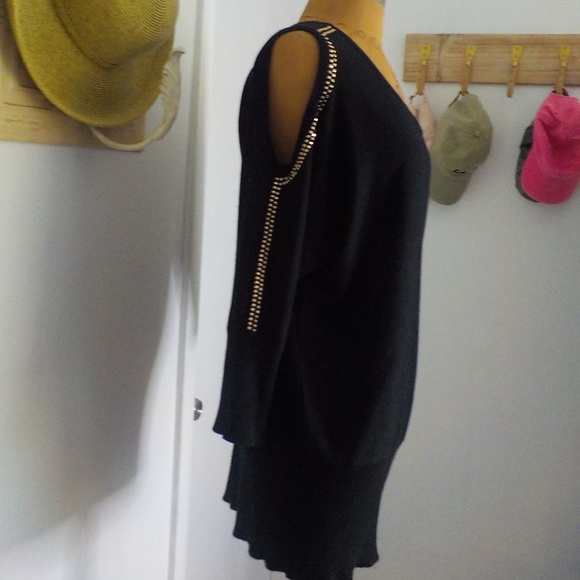 Long Tunic Sweater Gold Studs Cold Shoulder - Picture 7 of 11